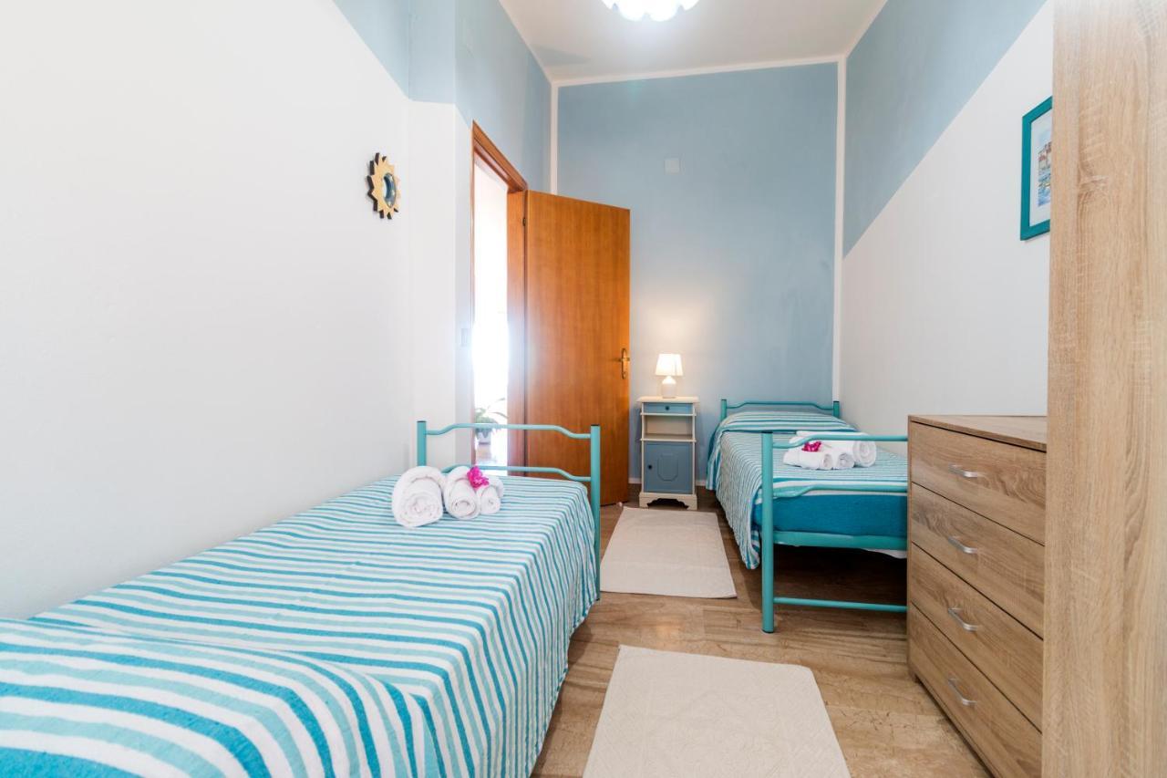 White Rose Suite Apartment Cala Gonone Exteriér fotografie