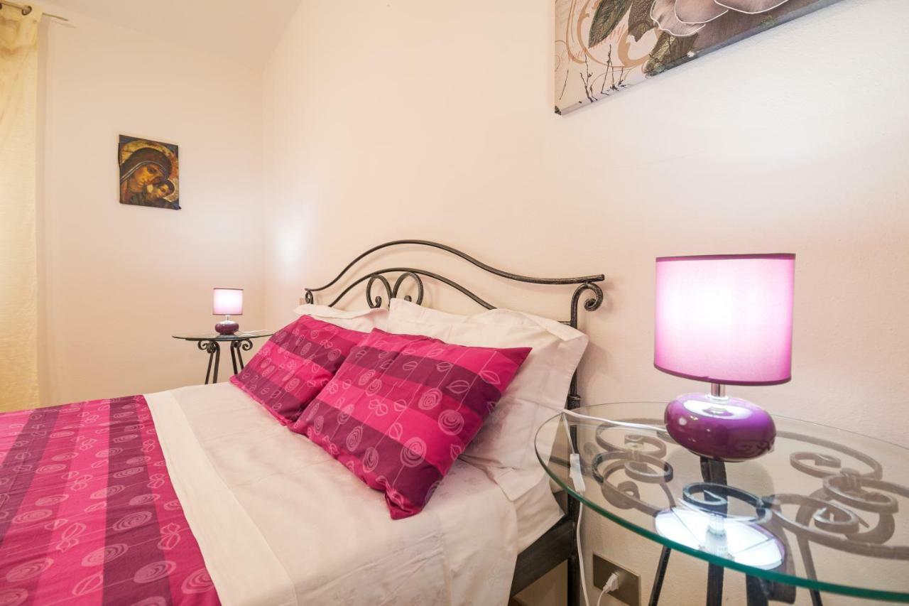 White Rose Suite Apartment Cala Gonone Exteriér fotografie