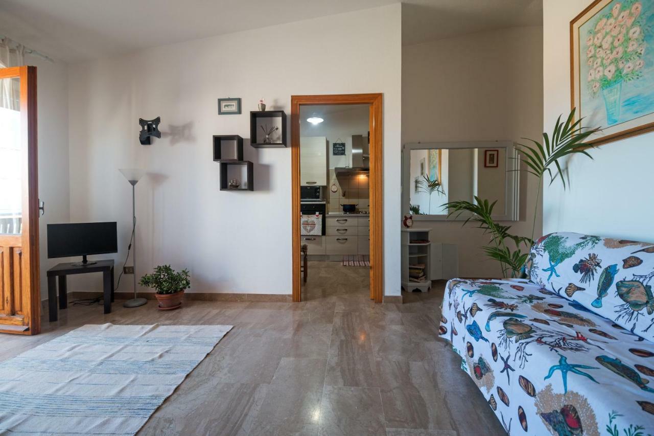 White Rose Suite Apartment Cala Gonone Exteriér fotografie