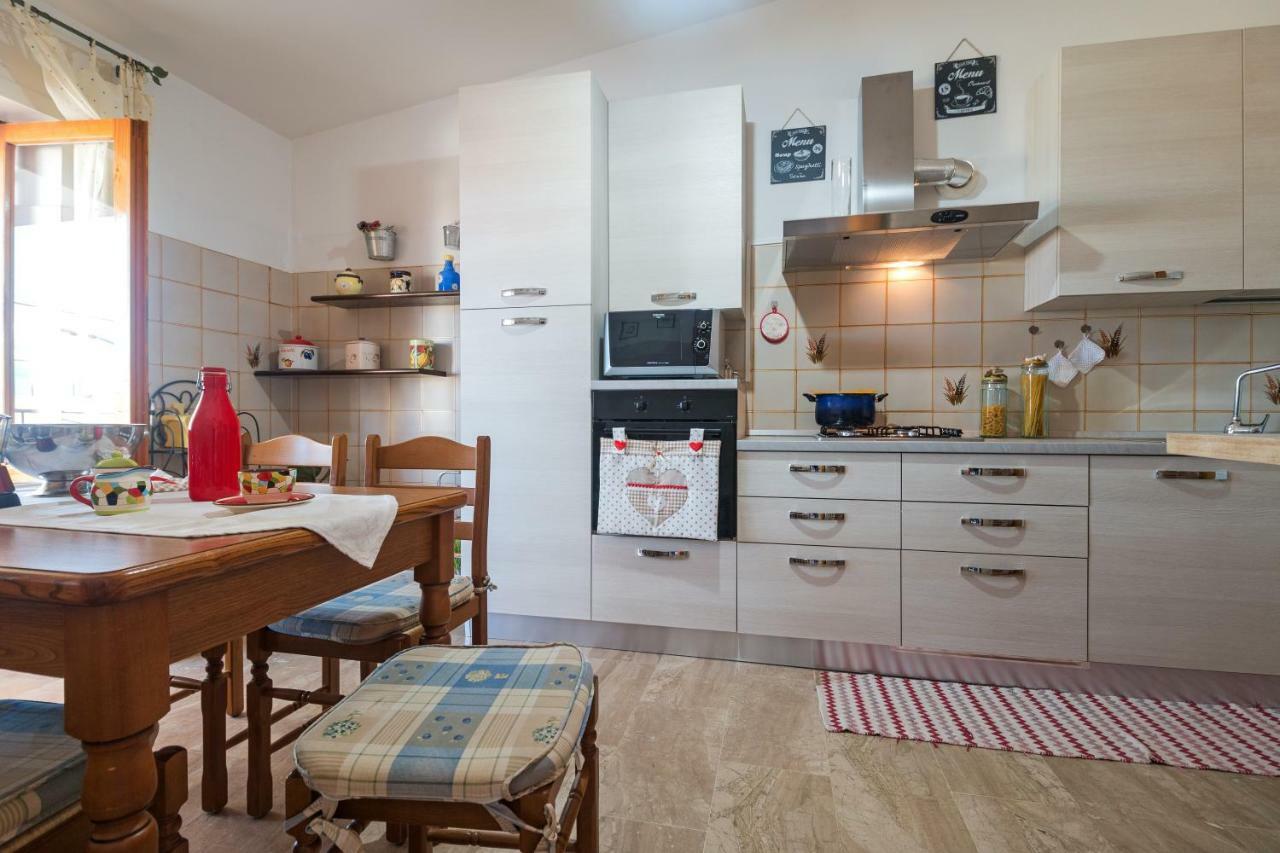 White Rose Suite Apartment Cala Gonone Exteriér fotografie